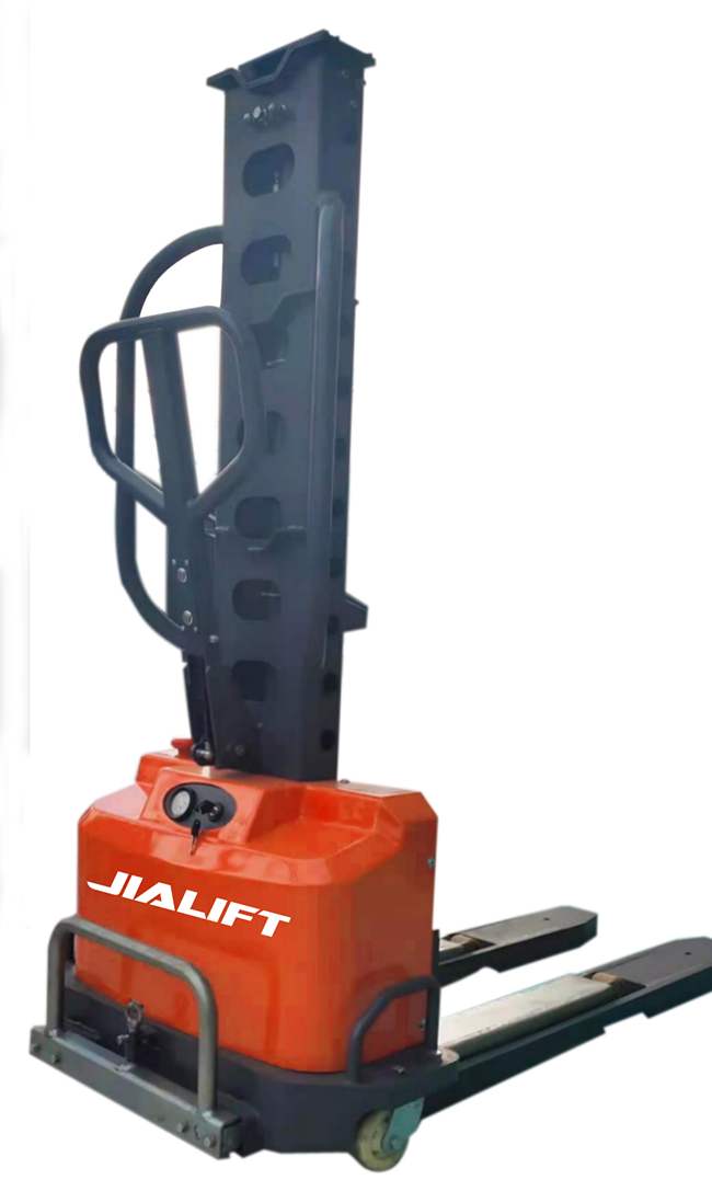 1758604902157750.png 1718585835294459.png